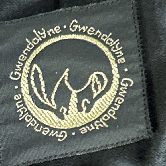 Gwendolyne Hand made hat in Toronto - Picture 5 of 7